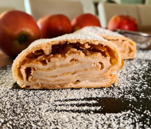 Apfelstrudel